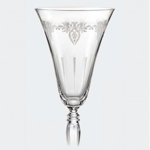 Victoria Wine Glass With Pantograph Etched Georgian Design - 230 ml