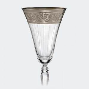 Victoria Wine Glass With Large Pantograph Etched Platinum Band - 230 ml